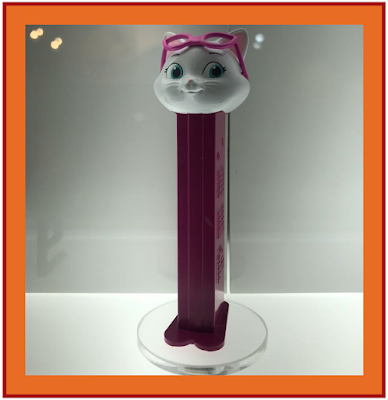 Milady 44 Cats PEZ ISM
